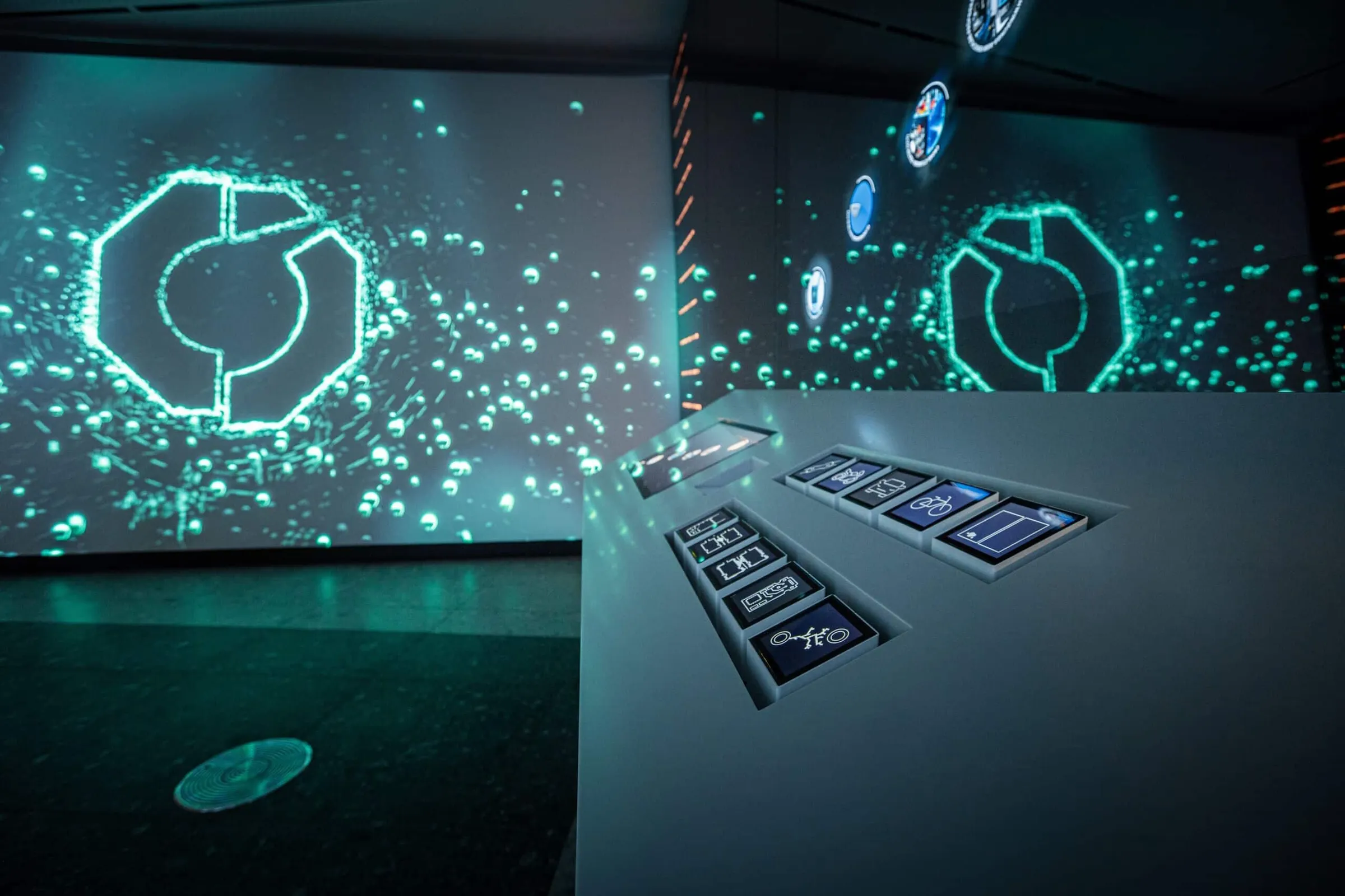 Immersive corporate showroom for the Wack Group
