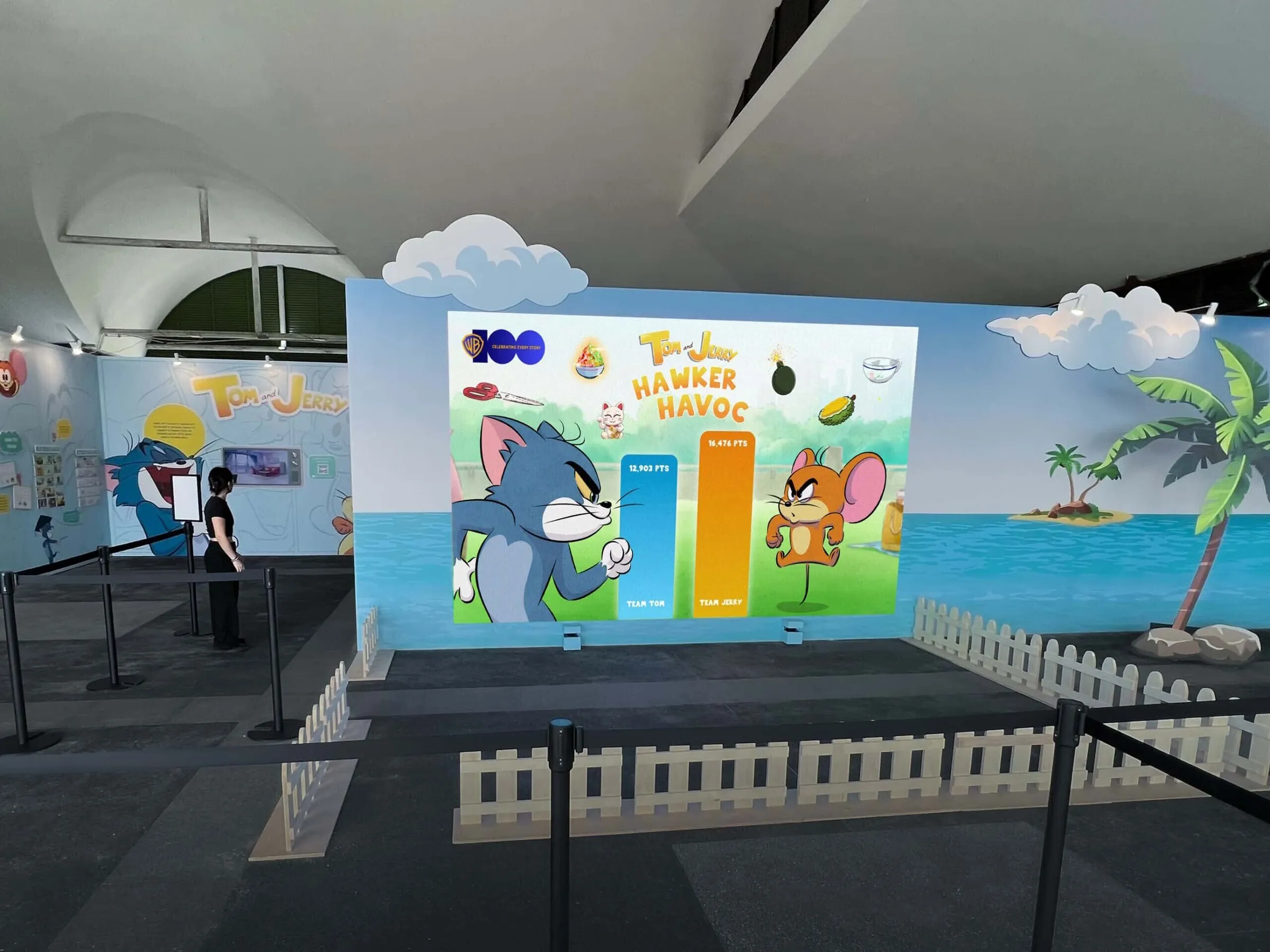 WB100 anniversary with Tom and Jerry arcade game for two people