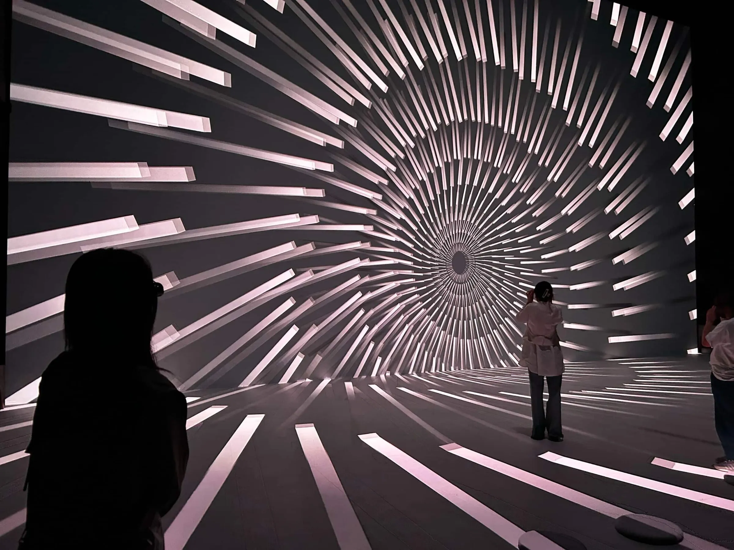 Immersive space combines art and technology