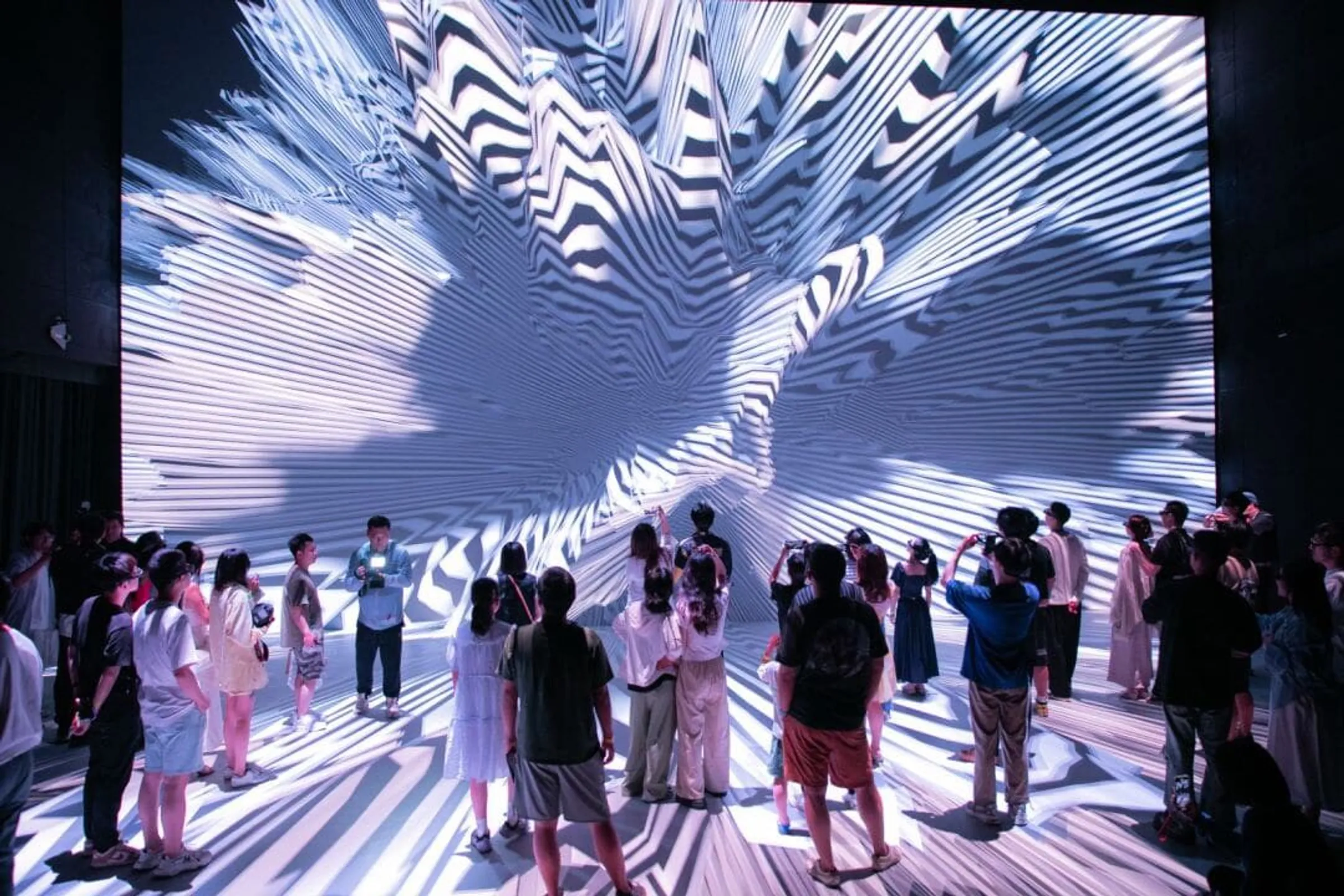 Planning and designing immersive spaces