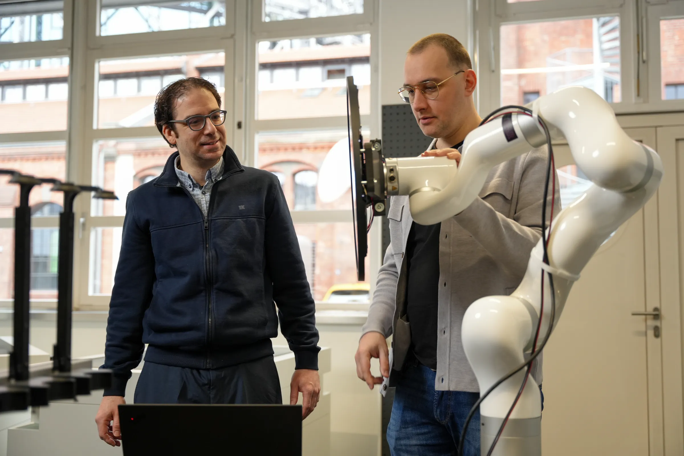 At the Garamantis Integration Lab, we bring the individual components together to form a fully functional system