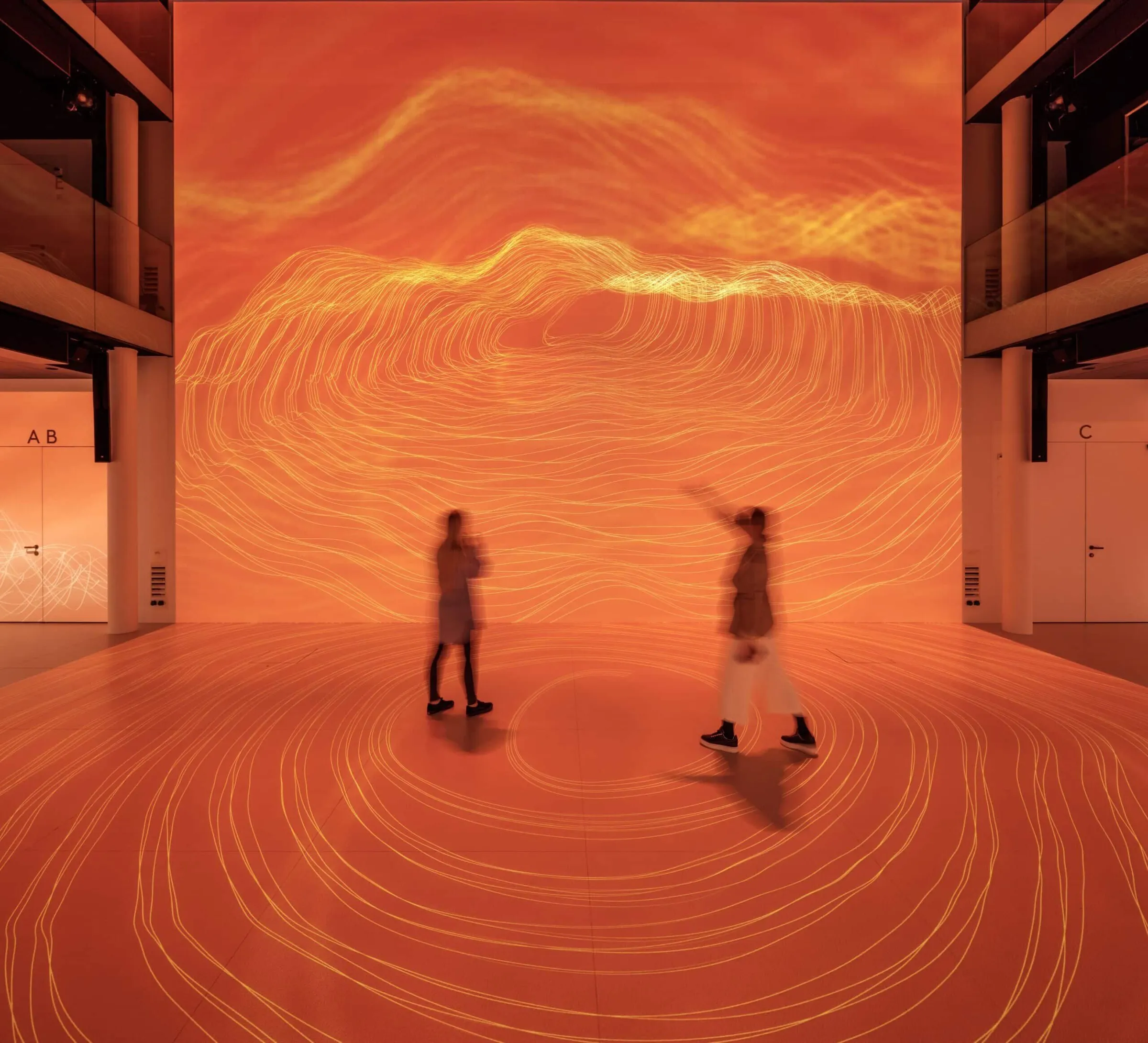Immersiver Projektionsraum - Deep Space 8K Technologie mit einzigartigen Funktionalitäten